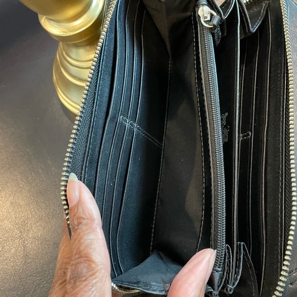 Coach Zipper Wallet - Picture 6 of 11